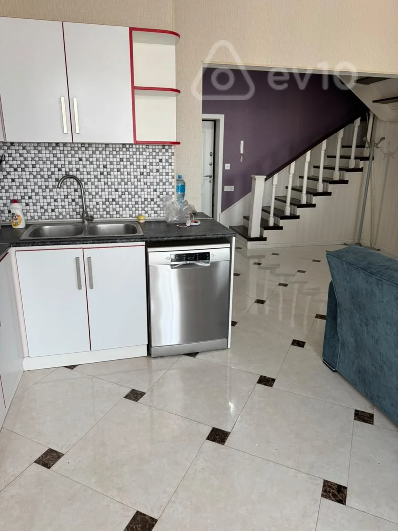 3 otaqlı mənzil, 120 m², Bakı, Xan Şuşinski küçəsi — kirayə — Mənzil, Bakı (6)