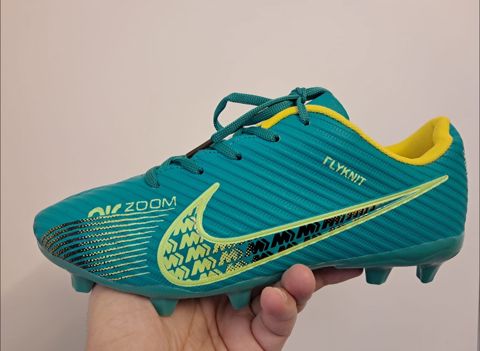 Futbol butsları Six Spur, yaşıl, ölçü 40 — Bakı