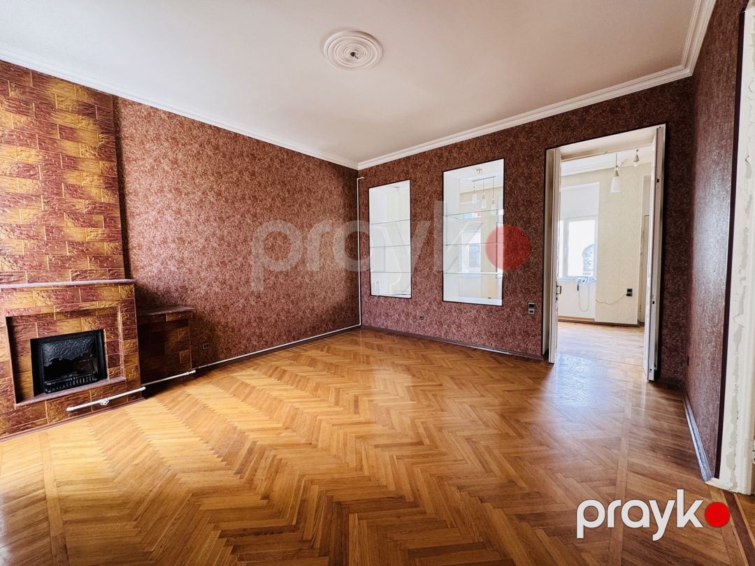 Satılır 4 otaqlı köhnə tikili 96 m² — Mənzil, Bakı (11)