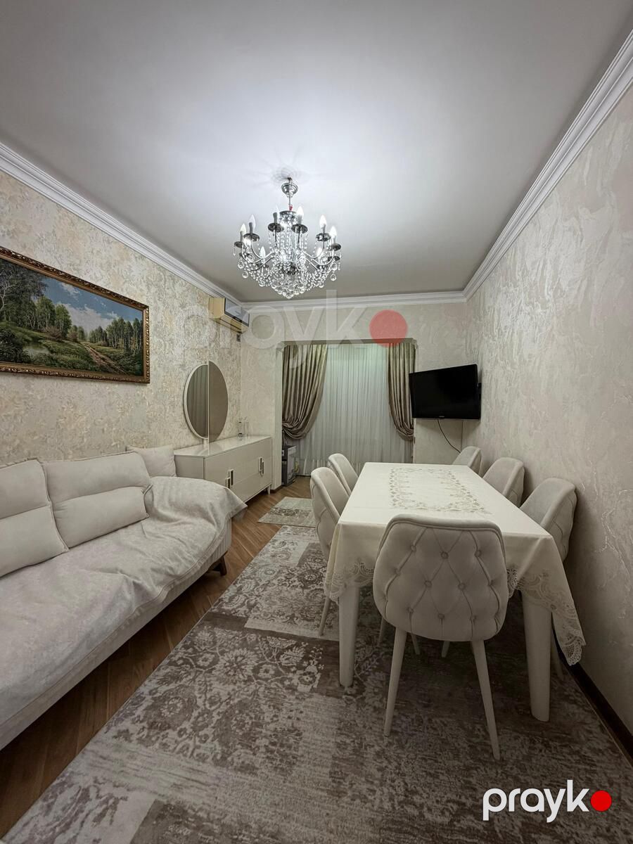 Satılır 4 otaqlı köhnə tikili 100 m² — Mənzil, Bakı (2)