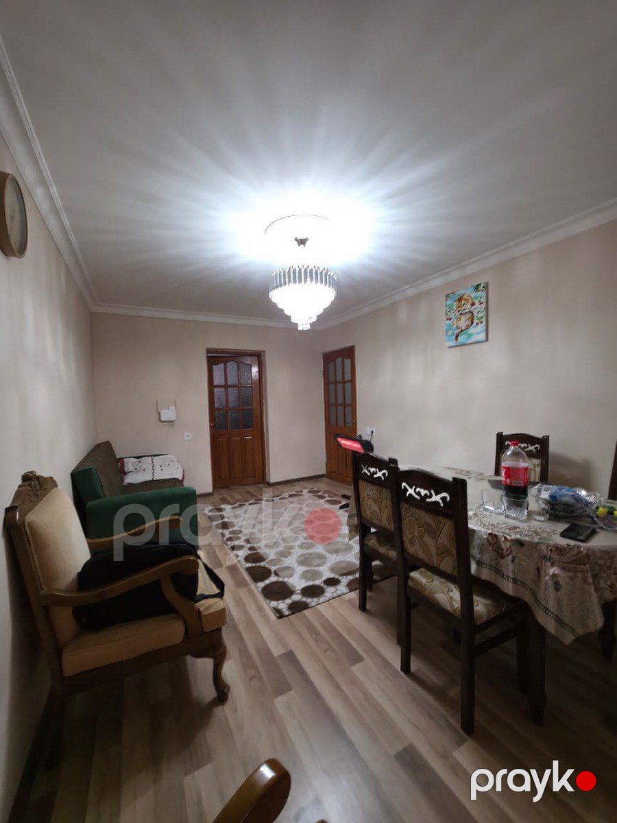 Satılır 2 otaqlı köhnə tikili 55 m² — Mənzil, Bakı (2)