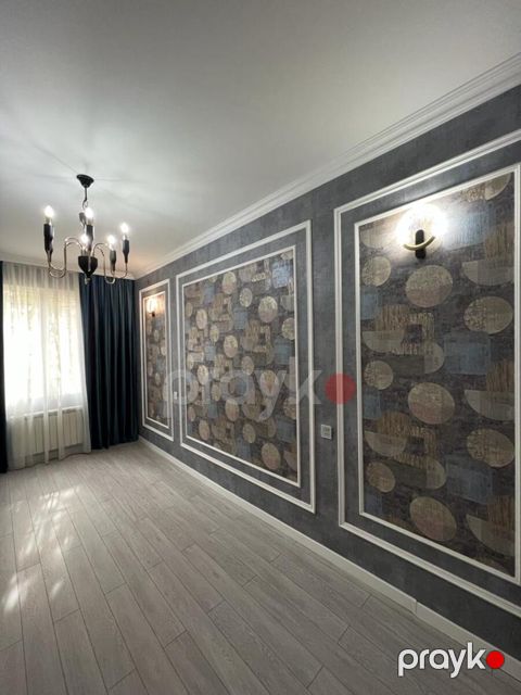Satılır 2 otaqlı köhnə tikili 78 m² — Bakı