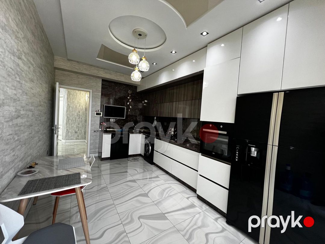 Satılır 4 otaqlı yeni tikili 200 m² — Mənzil, Bakı (7)