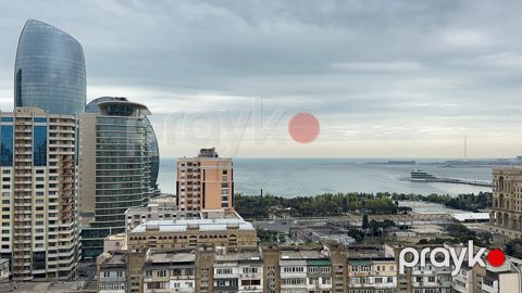 Satılır 4 otaqlı yeni tikili 247 m² — Bakı