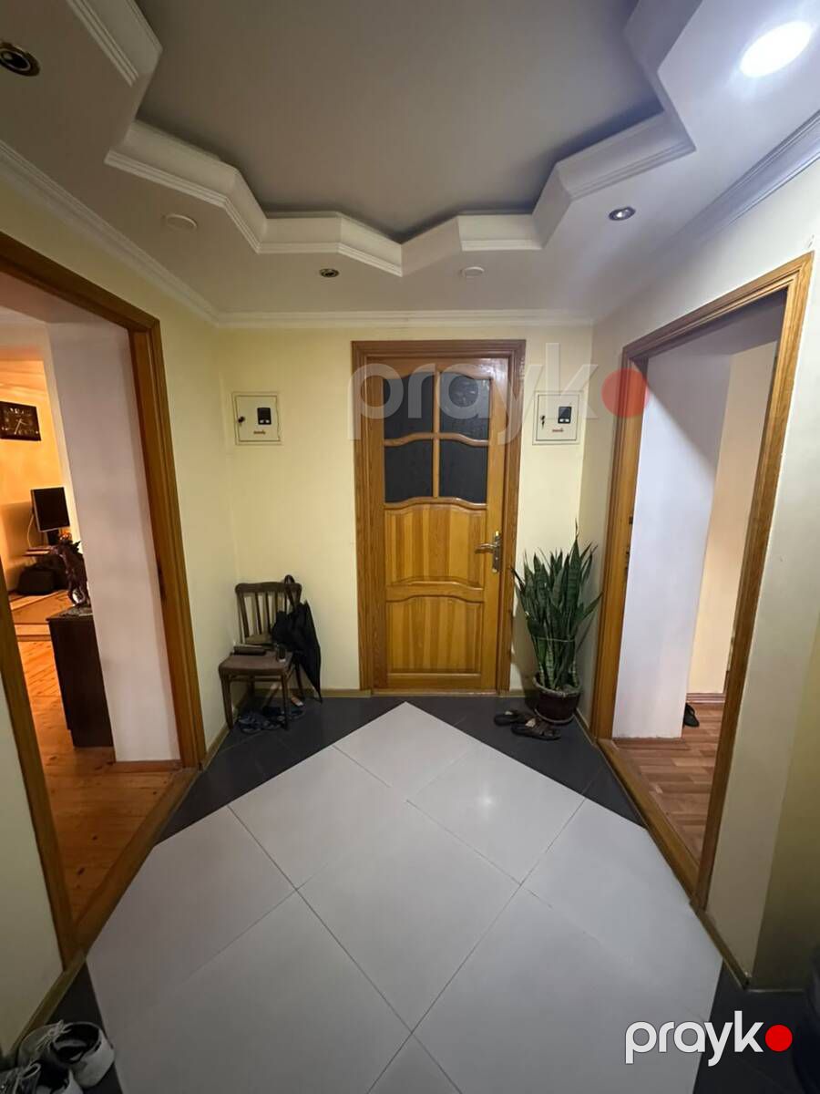 Satılır 8 otaqlı köhnə tikili 150 m² — Mənzil, Bakı (10)