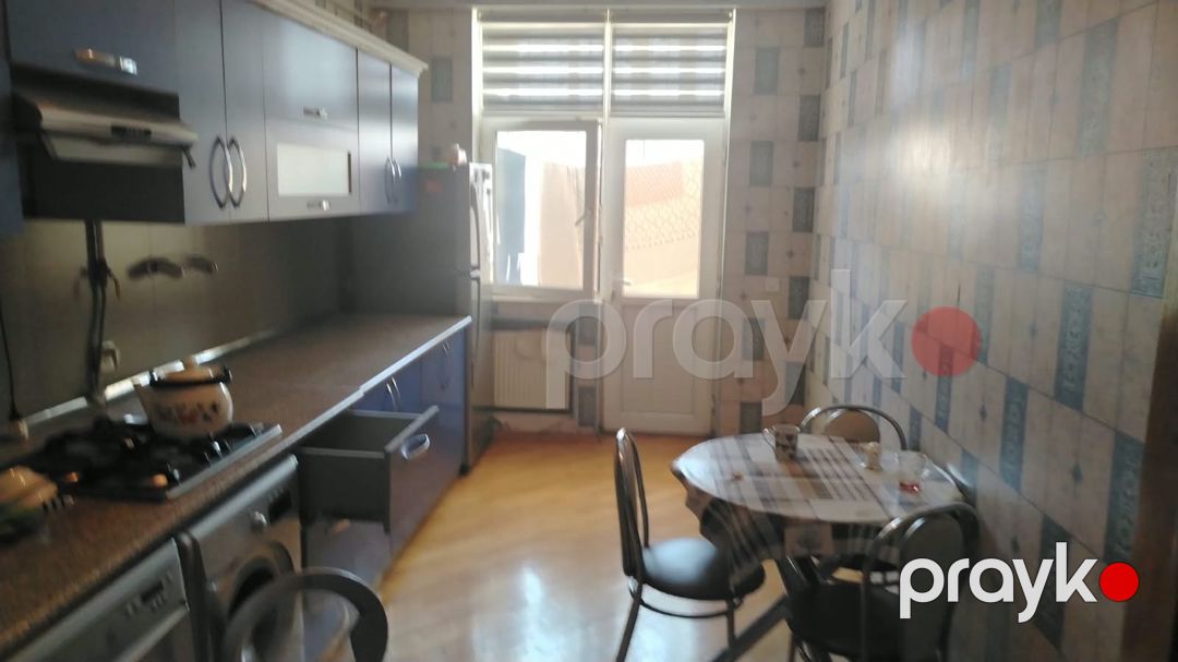 Satılır 2 otaqlı köhnə tikili 92 m² — Mənzil, Bakı (3)