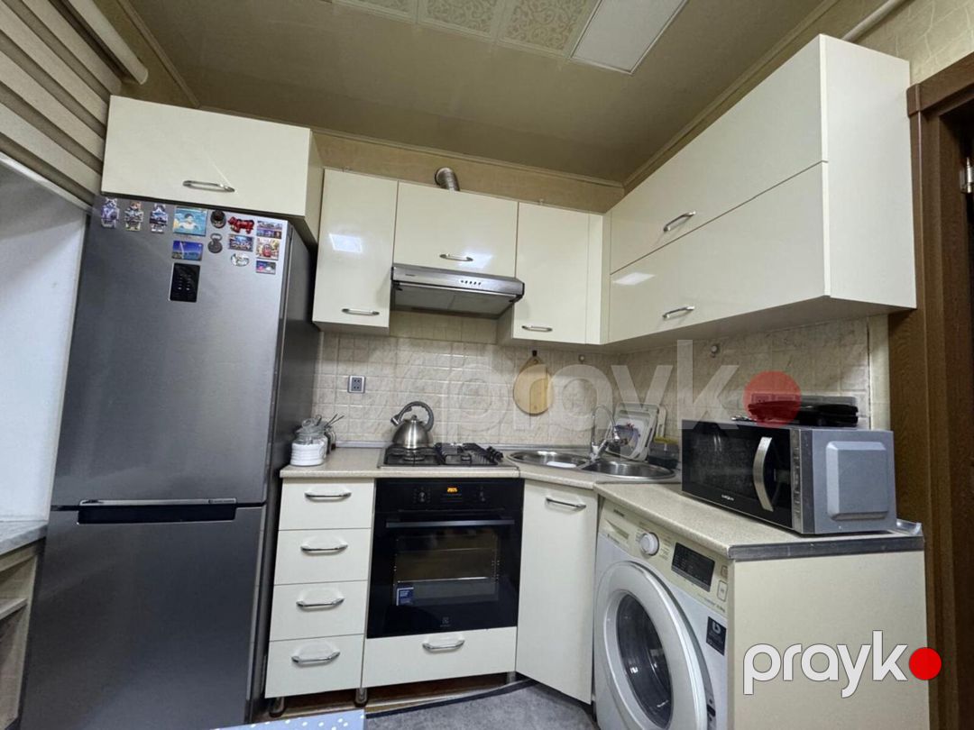 Satılır 4 otaqlı köhnə tikili 100 m² — Mənzil, Bakı (9)