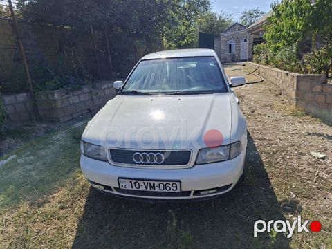 Audi A4, 1.8 L, 1998 il, 275 000 km — Tovuz