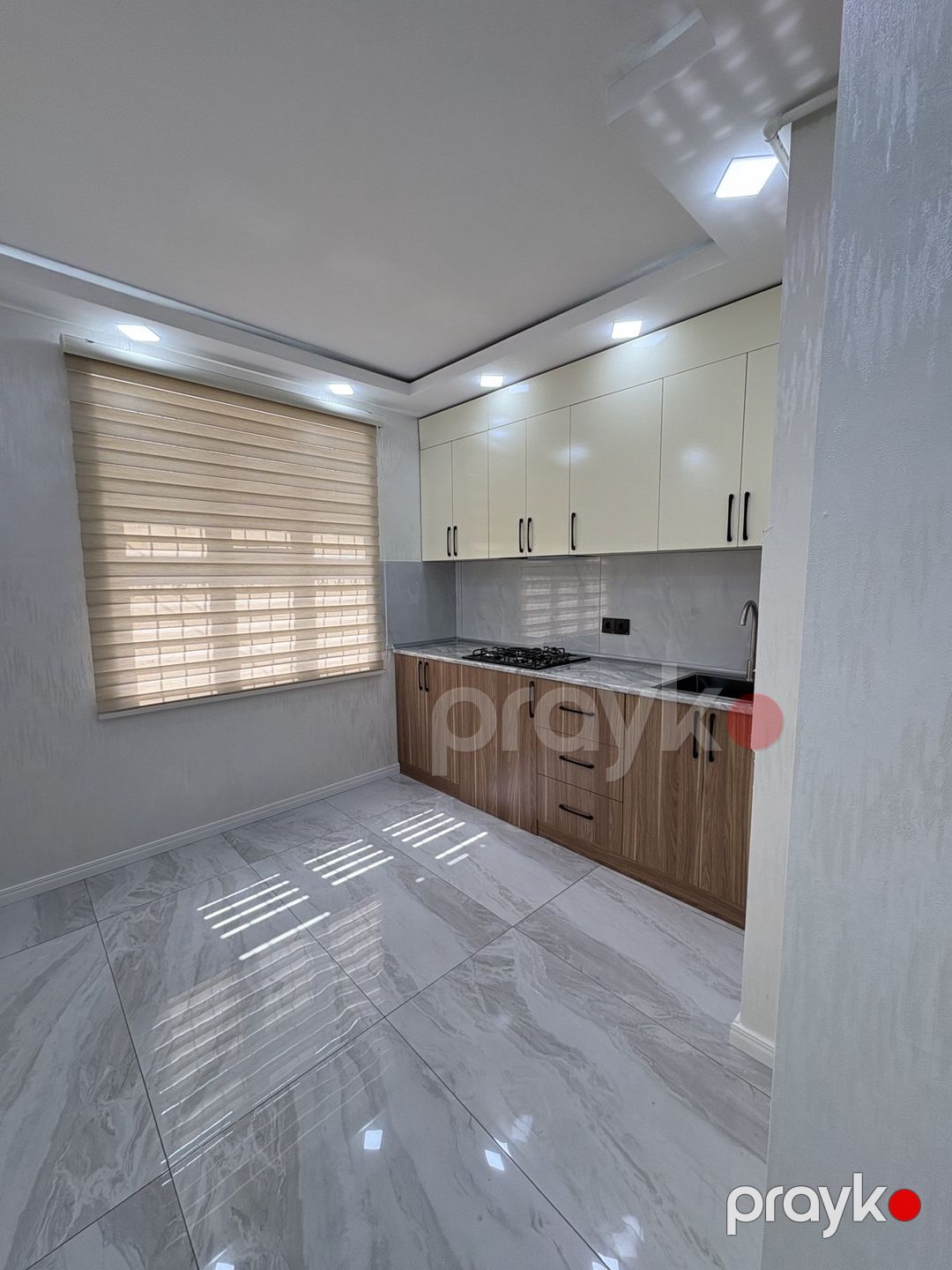 Satılır 2 otaqlı köhnə tikili 65 m² — Mənzil, Bakı (8)