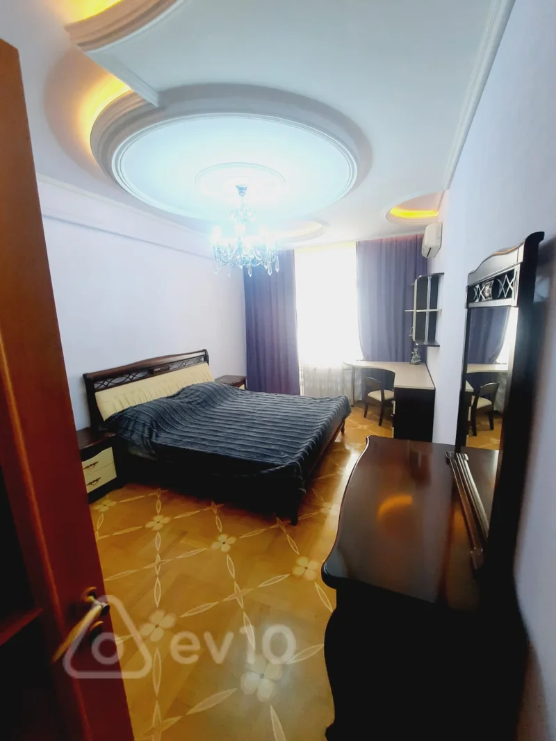 8 otaqlı mənzil, 427 m², ул. Магомед Нахичевани дом 10 — Mənzil, Bakı (10)