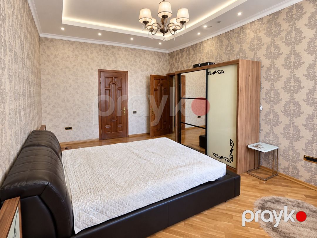 Satılır 4 otaqlı yeni tikili 200 m² — Mənzil, Bakı (11)