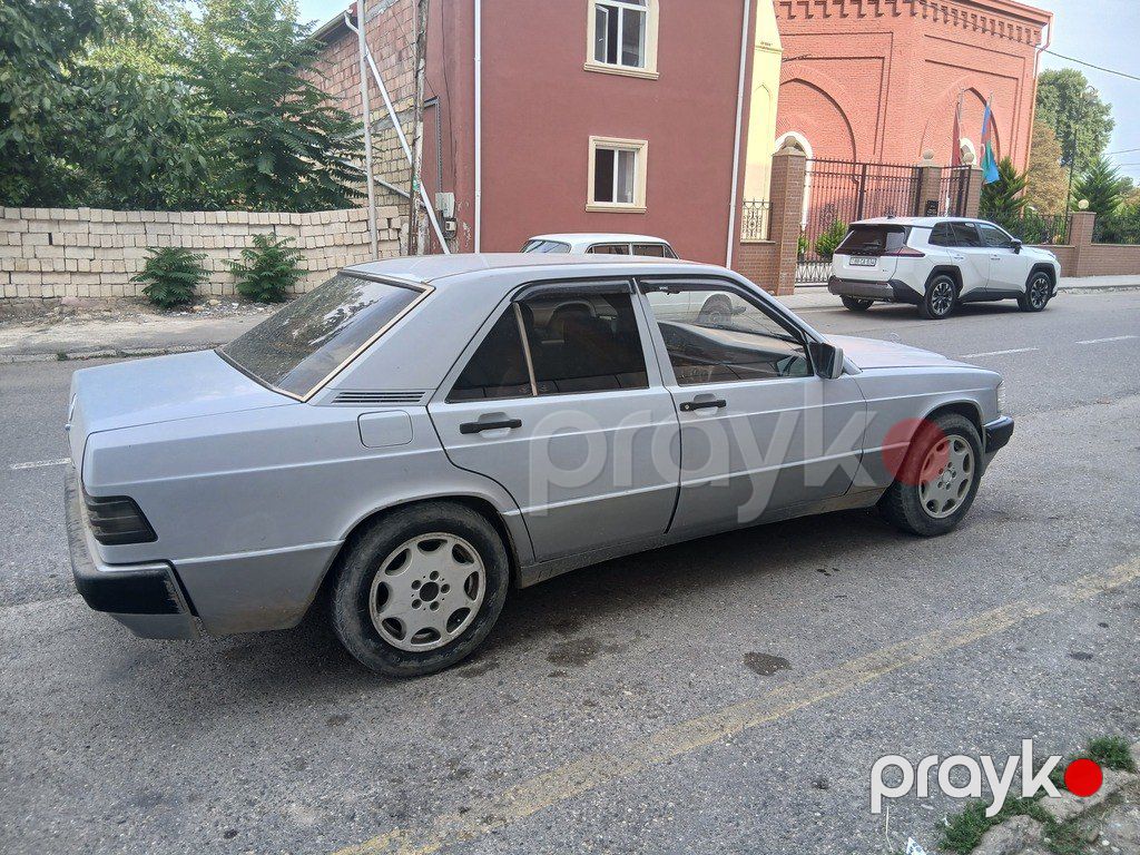 Mercedes 190, 2.0 L, 1991 il, 450 000 km — Avtomobillər, Quba (4)