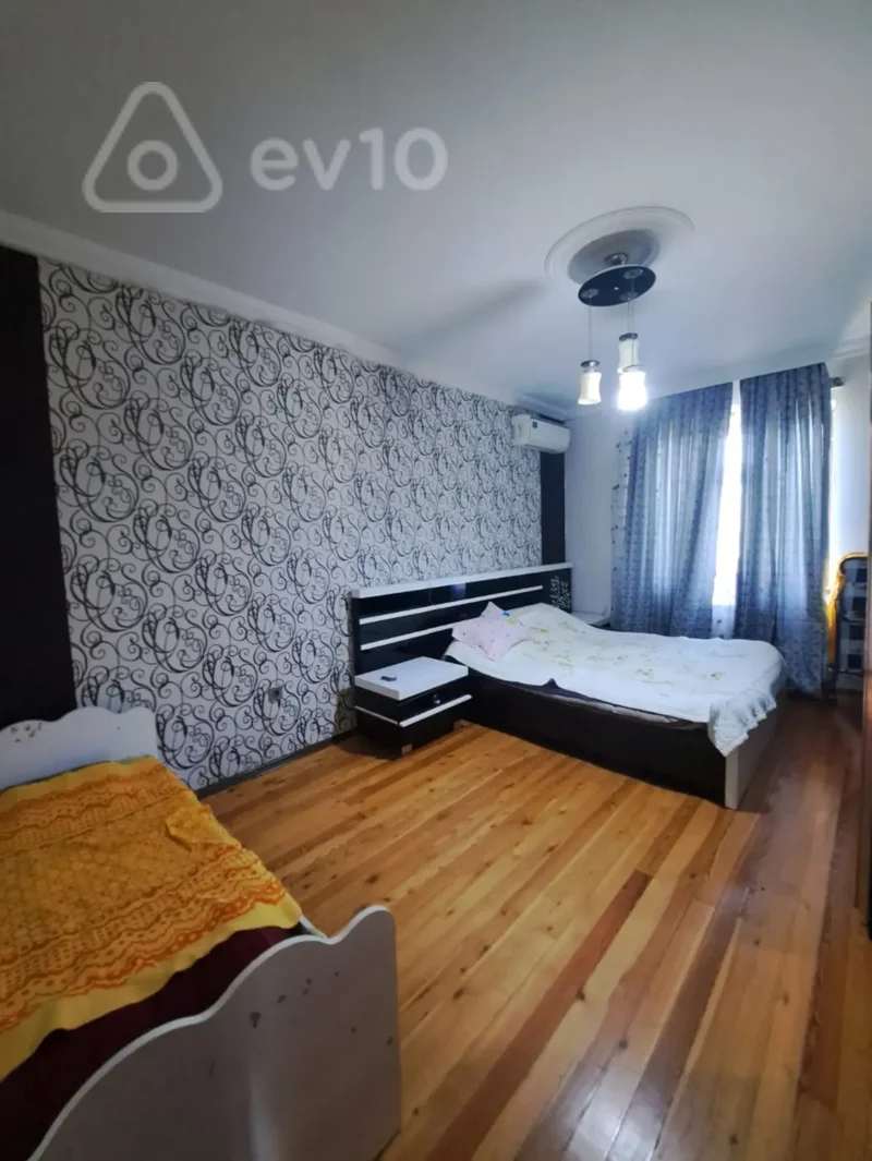 5 otaqlı həyət evi, 200 m², Saray qəsəbəsi — Ev, villa, Bakı (2)