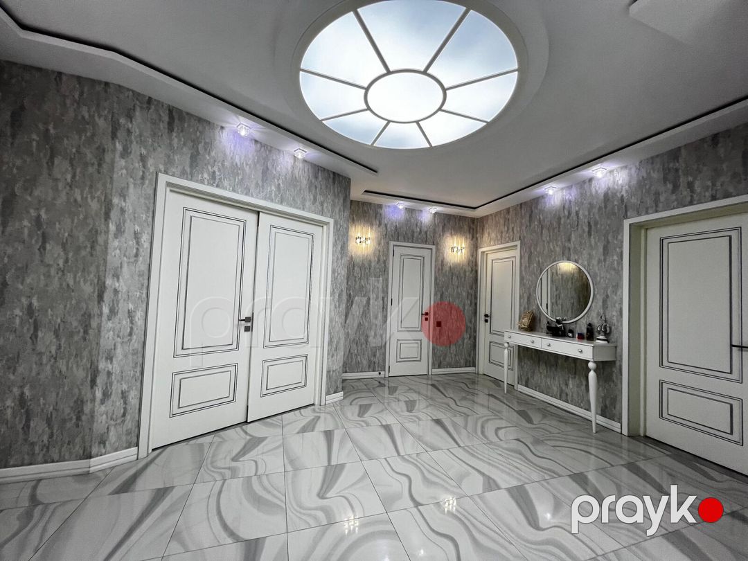Satılır 4 otaqlı yeni tikili 200 m² — Mənzil, Bakı (2)