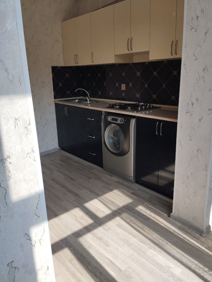 Satılır 2 otaqlı köhnə tikili 65 m² — Mənzil, Bakı (2)