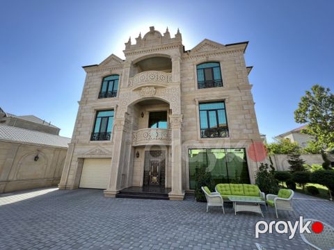 Satılır 10 otaqlı həyət evi/bağ evi 750 m² — Bakı