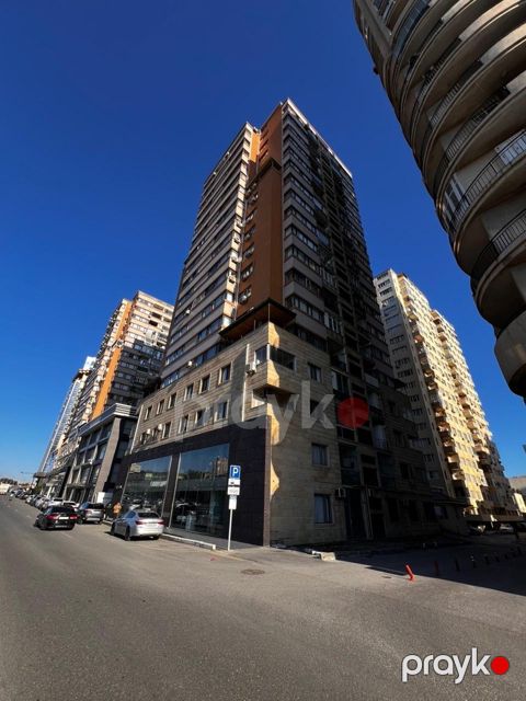 Satılır 5 otaqlı yeni tikili 224 m² — Bakı