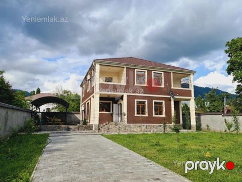 Satılır 6 otaqlı Həyət evi / Villa, 230 m², Qəbələ — Qəbələ