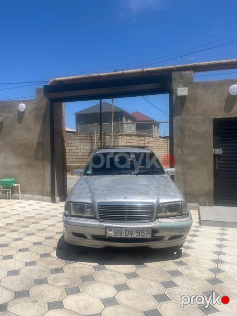 Mercedes C 200, 2.0 L, 1998 il, 895 000 km — Bakı