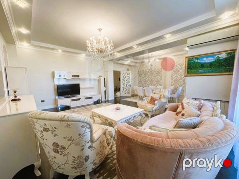 Satılır 4 otaqlı yeni tikili 240 m² — Bakı