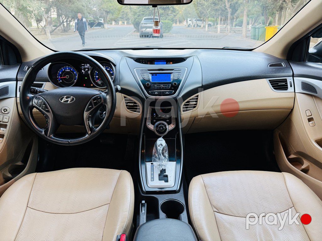 Hyundai Elantra, 1.8 L, 2013 il, 149 900 km — Avtomobillər, Bakı (12)