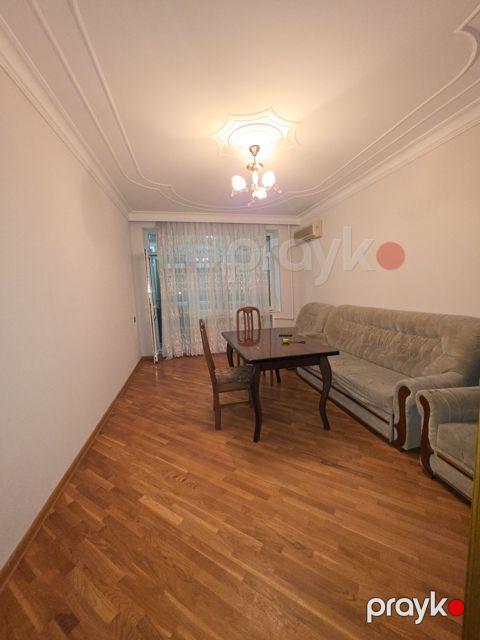 İcarəyə verilir 3 otaqlı köhnə tikili 80 m² — Bakı