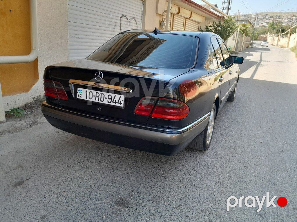 Mercedes E 300, 3.0 L, 1998 il, 300 000 km — Avtomobillər, Bakı (3)