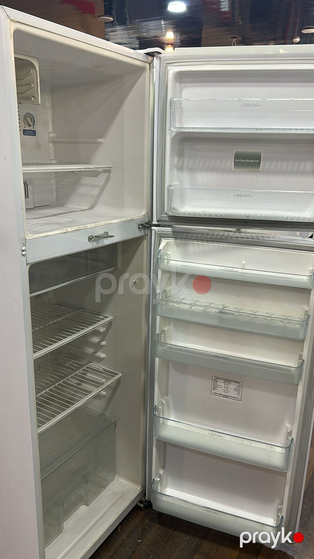 Beko iki qapılı soyuducu - Yuxarıda dondurucu, aşağıda əsas soyuducu — Soyuducular, Digah (2)