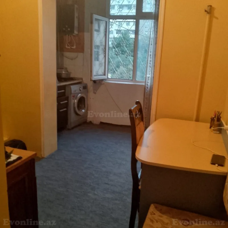 Satılır 2 otaqlı Mənzil Köhnə tikili 45 m² Bakı, Yasamal r., İnşaatçılar m — Mənzil, Bakı (4)
