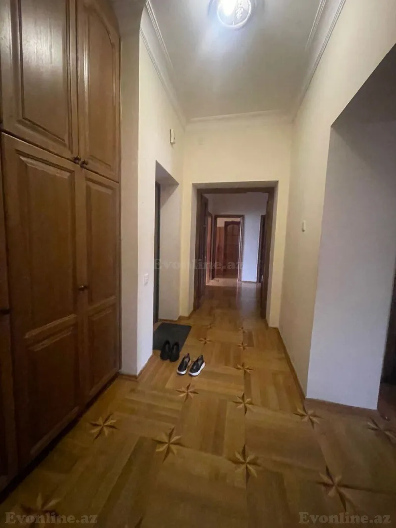 Kirayə verilir 5 otaqlı Mənzil Köhnə tikili 200 m² Bakı, Yasamal r., Elmlər Akademiyası m — Mənzil, Bakı (8)