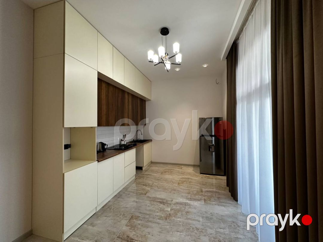Satılır 4 otaqlı həyət evi/bağ evi 200 m² — Ev, villa, Bakı (12)