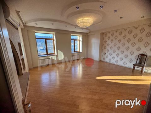 3-otaqlı yeni tikili, Səbail r., 145 m² — Bakı