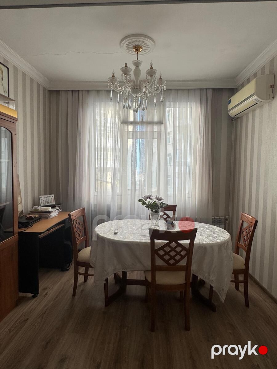 Satılır 2 otaqlı köhnə tikili 46.7 m² — Mənzil, Bakı (8)