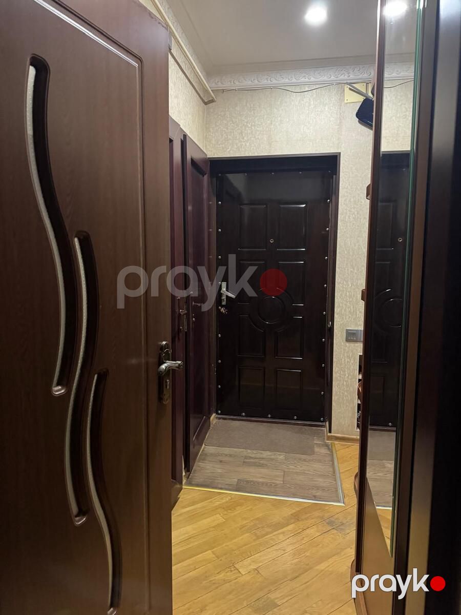 Satılır 4 otaqlı köhnə tikili 100 m² — Mənzil, Bakı (7)