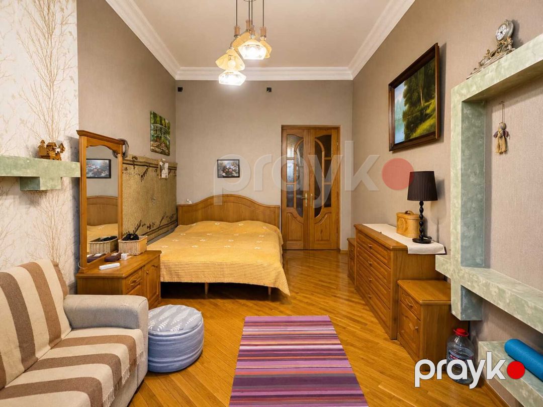 Satılır 4 otaqlı köhnə tikili 126 m² — Mənzil, Bakı (11)