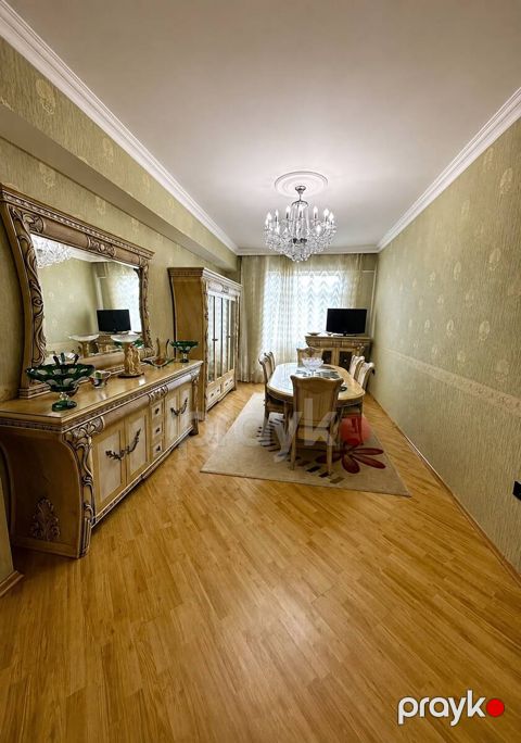Satılır 4 otaqlı yeni tikili 130 m² — Bakı
