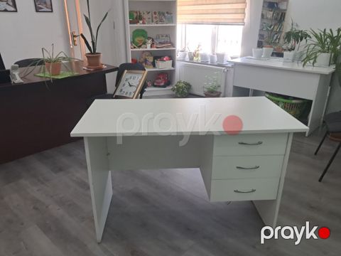 Ofis masası — Bakı