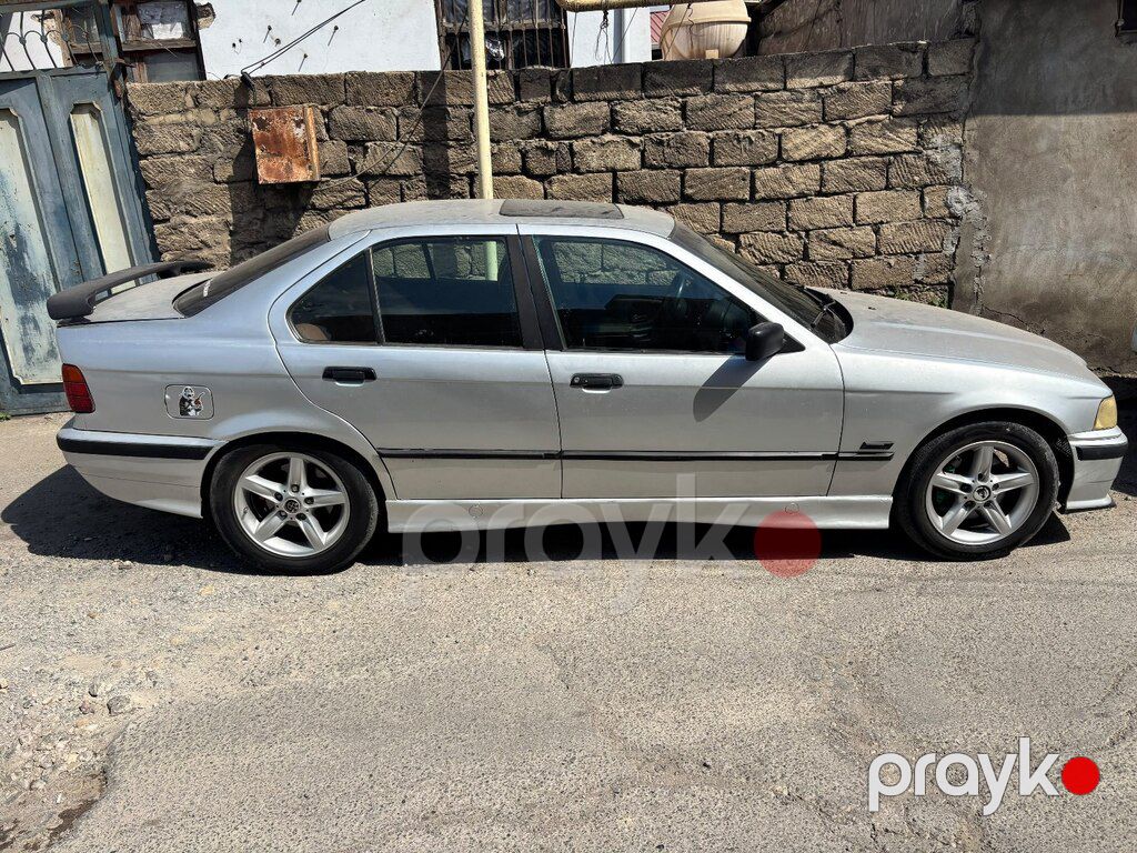 BMW 318, 1.9 L, 1997 il, 336 000 km — Avtomobillər, Bakı (2)