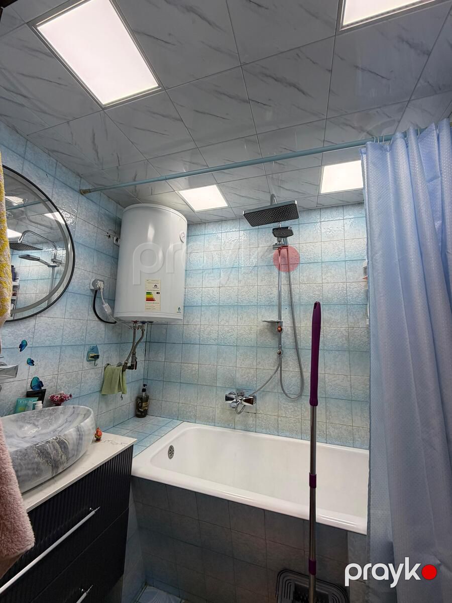Satılır 2 otaqlı köhnə tikili 60 m² — Mənzil, Bakı (9)