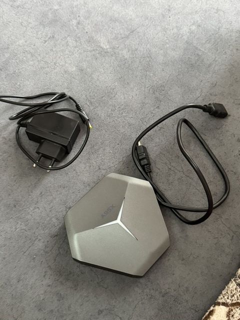 A95X Android TV Box Xüsusiyyətlər: - Model: A95X (fotoşəkildəki — Bakı