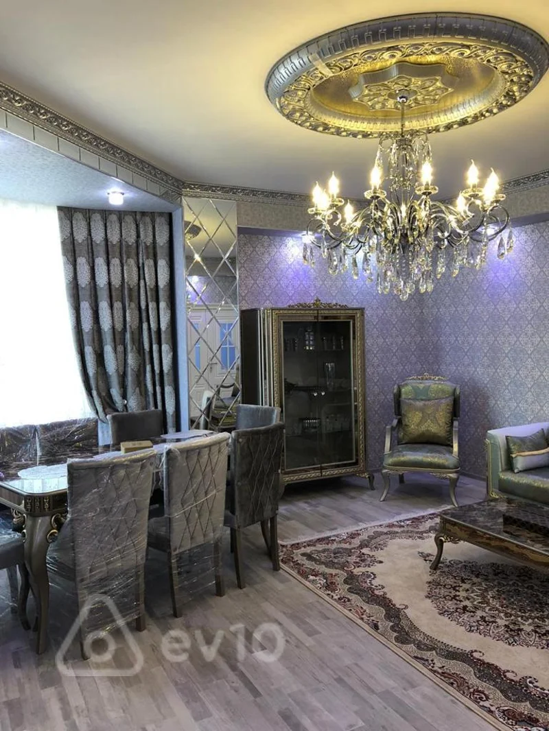 3 otaqlı mənzil, 105 m², Xetai metro — kirayə — Bakı