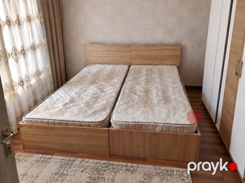2 eded cüt çarpayi 90/200 Qiymet 95 azn (1) Unvan Sebayil. Vesile 0611 — Bakı