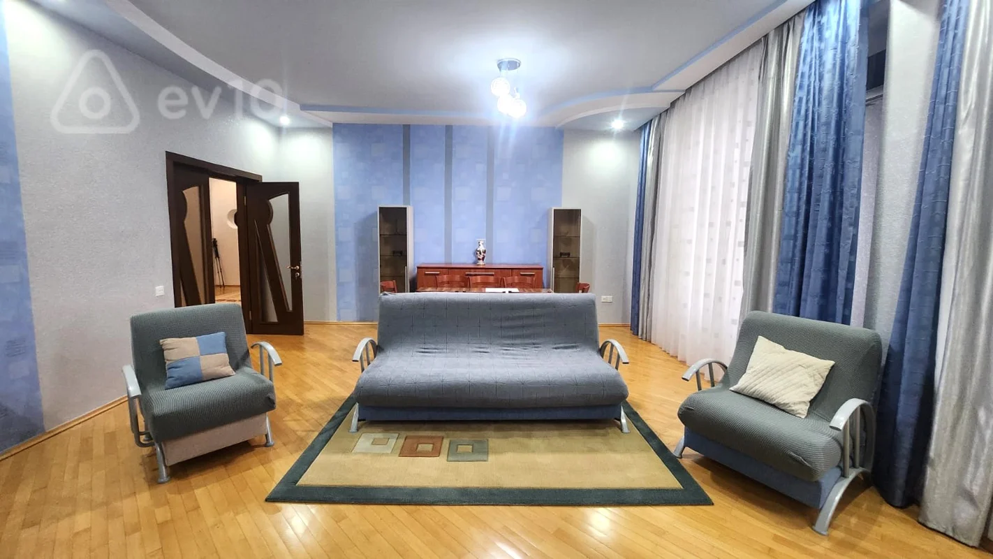 5 otaqlı mənzil, 220 m², Bakıxanov küçəsi — kirayə — Mənzil, Bakı (5)