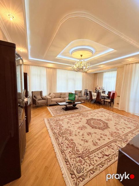 Satılır 3 otaqlı yeni tikili 170 m² — Bakı