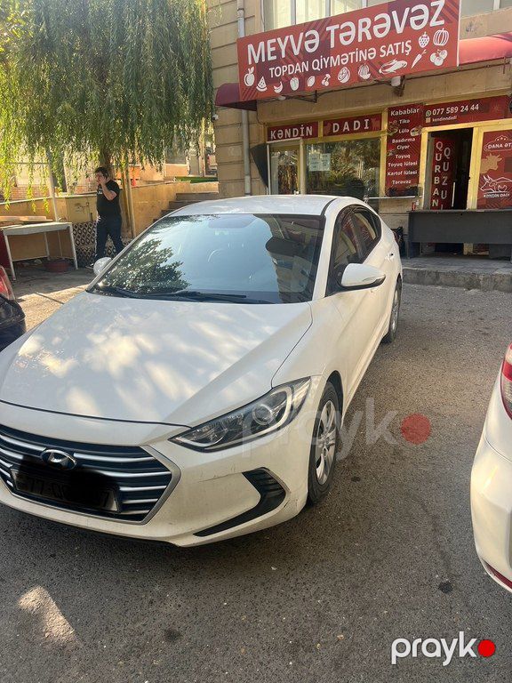 Hyundai Avante, 1.6 L, 2015 il, 247 000 km — Avtomobillər, Bakı (9)