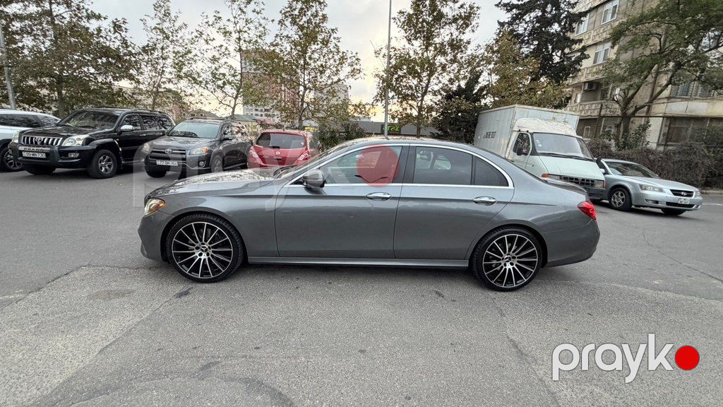 Mercedes E 300, 2.0 L, 2016 il, 190 000 km — Avtomobillər, Bakı (10)
