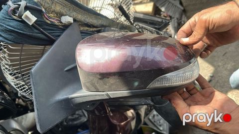Toyota Corolla sol güzgüsü — Bakı