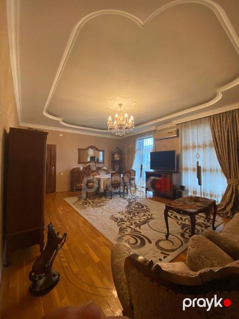 Satılır 3 otaqlı yeni tikili 136 m² — Bakı