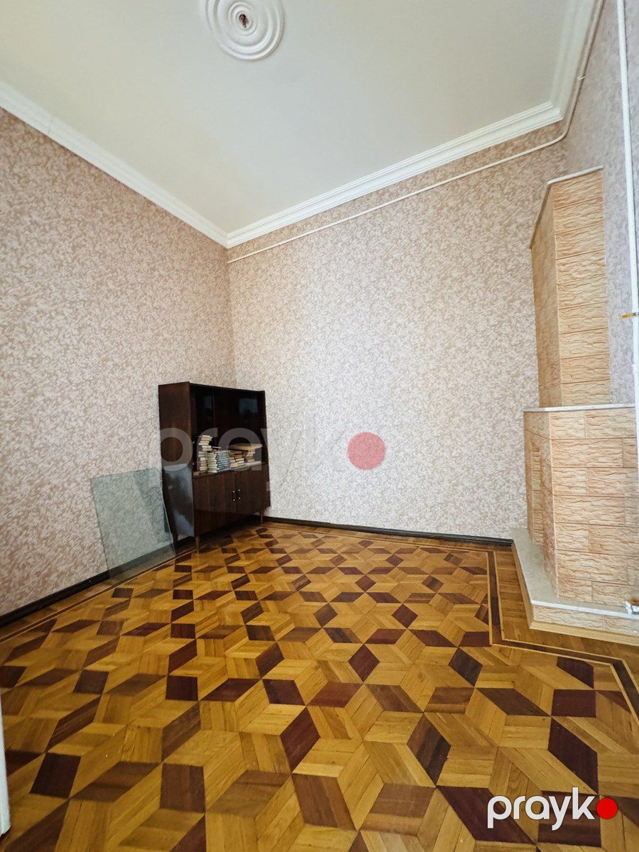 Satılır 4 otaqlı köhnə tikili 96 m² — Mənzil, Bakı (7)