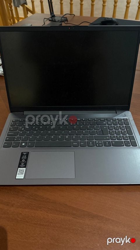 Lenovo İdeaPad 3 — Bakı